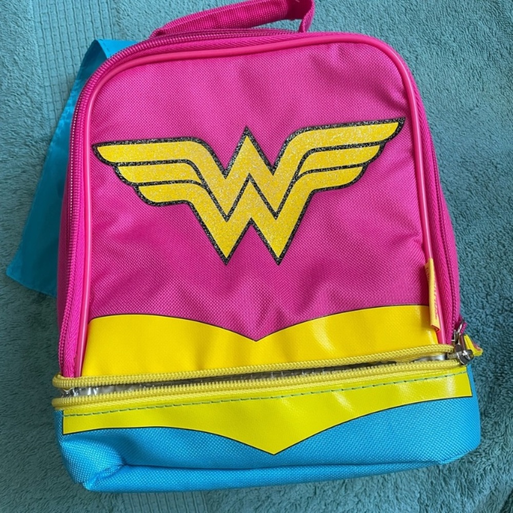THERMOS ✨ Wonder Woman Lunch Bag + Cape ✨